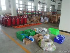 久久为功 仓储组持续做好物资卸货接收工作